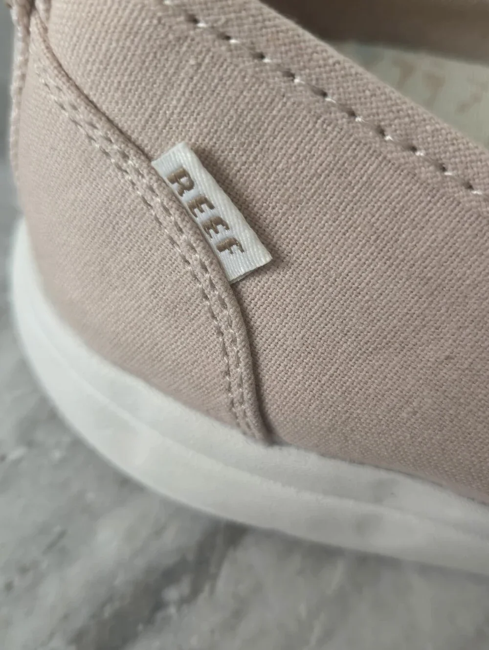 Reef Cushion Coast Autumn Oatmeal Canvas Slip On Comfort Shoes NWT Size 6.5
